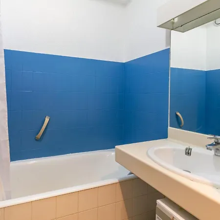 Διαμέρισμα Studio Port De La Gavine-26 By Interhome Ιέρ